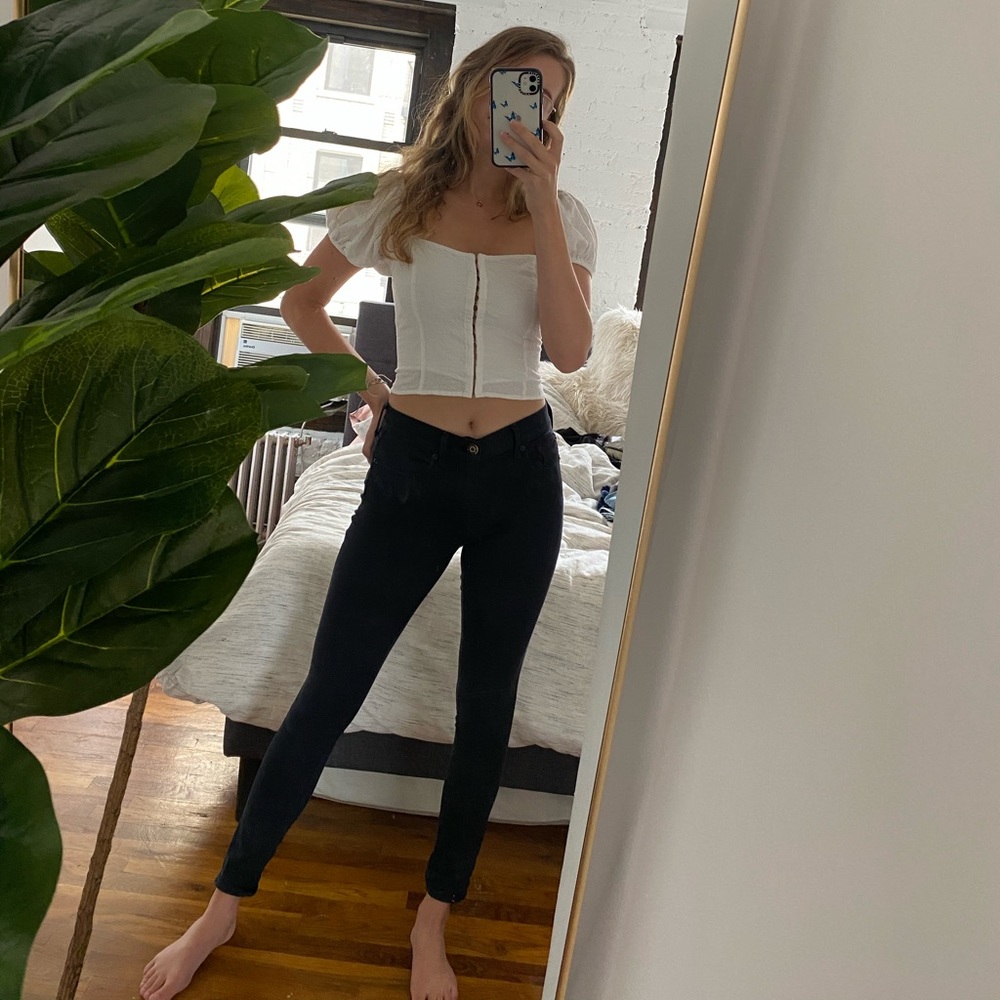 Express size 2 mid-rise black skinny jeans